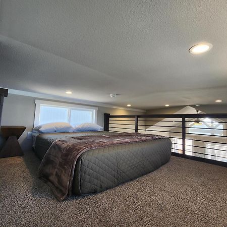 Htr Tx Hill Country Campground Кървил Стая снимка