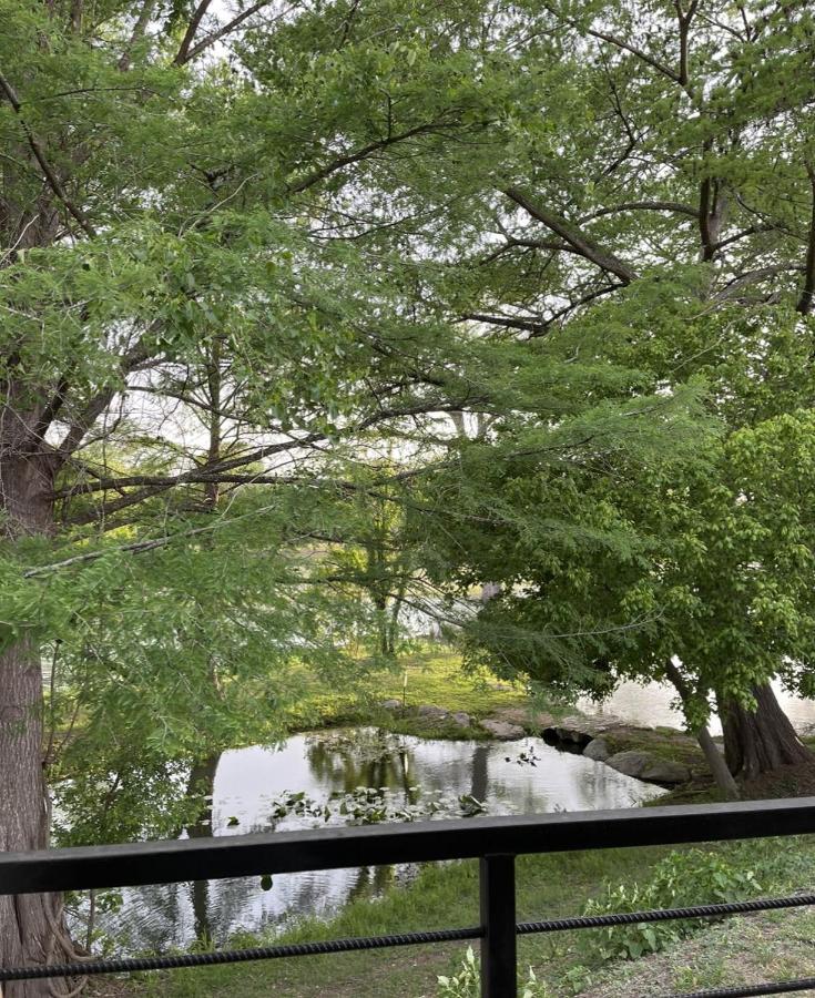 Htr Tx Hill Country Campground Кървил Екстериор снимка
