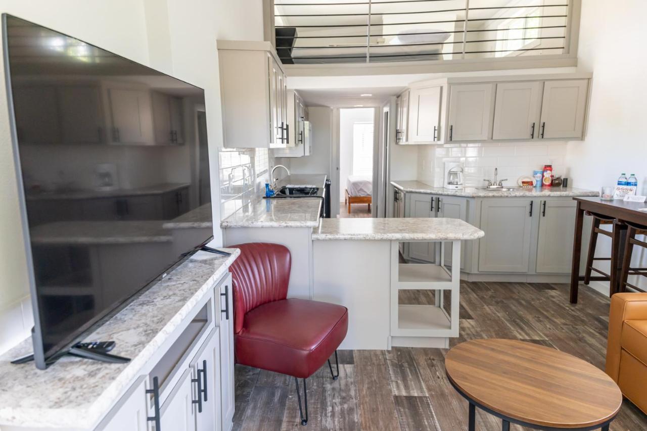 Htr Tx Hill Country Campground Кървил Екстериор снимка